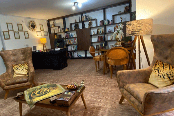 پانسیون مطالعاتی در اصفهان | دکتر آذین گازر