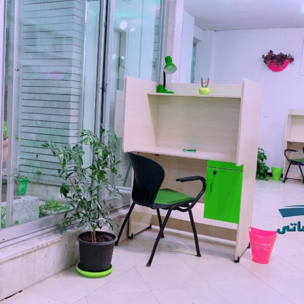 کتابخانه در اصفهان | دکتر اذین گازر