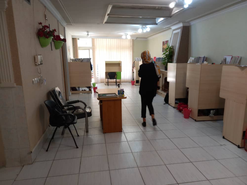 پانسیون مطالعاتی در اصفهان دکتر آذین گازر