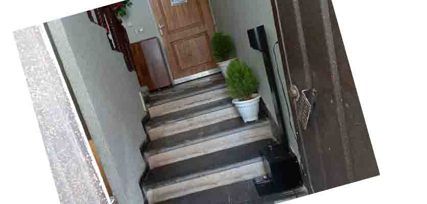 مشاوره نوجوان در اصفهان دکتر آذین گازر