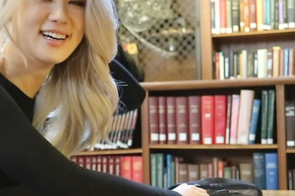 کتابخانه در اصفهان