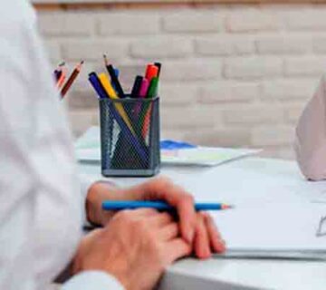 دکتر روانشناس خوب اصفهان | دکتر آذین گازر